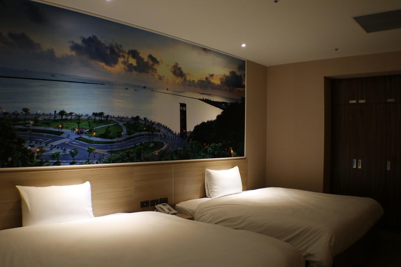 Mingli Hotel Kaohsiung Bagian luar foto