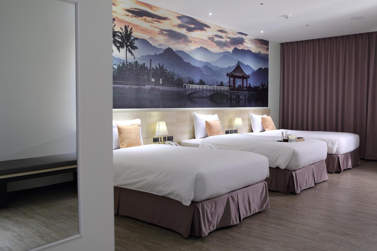 Mingli Hotel Kaohsiung Bagian luar foto