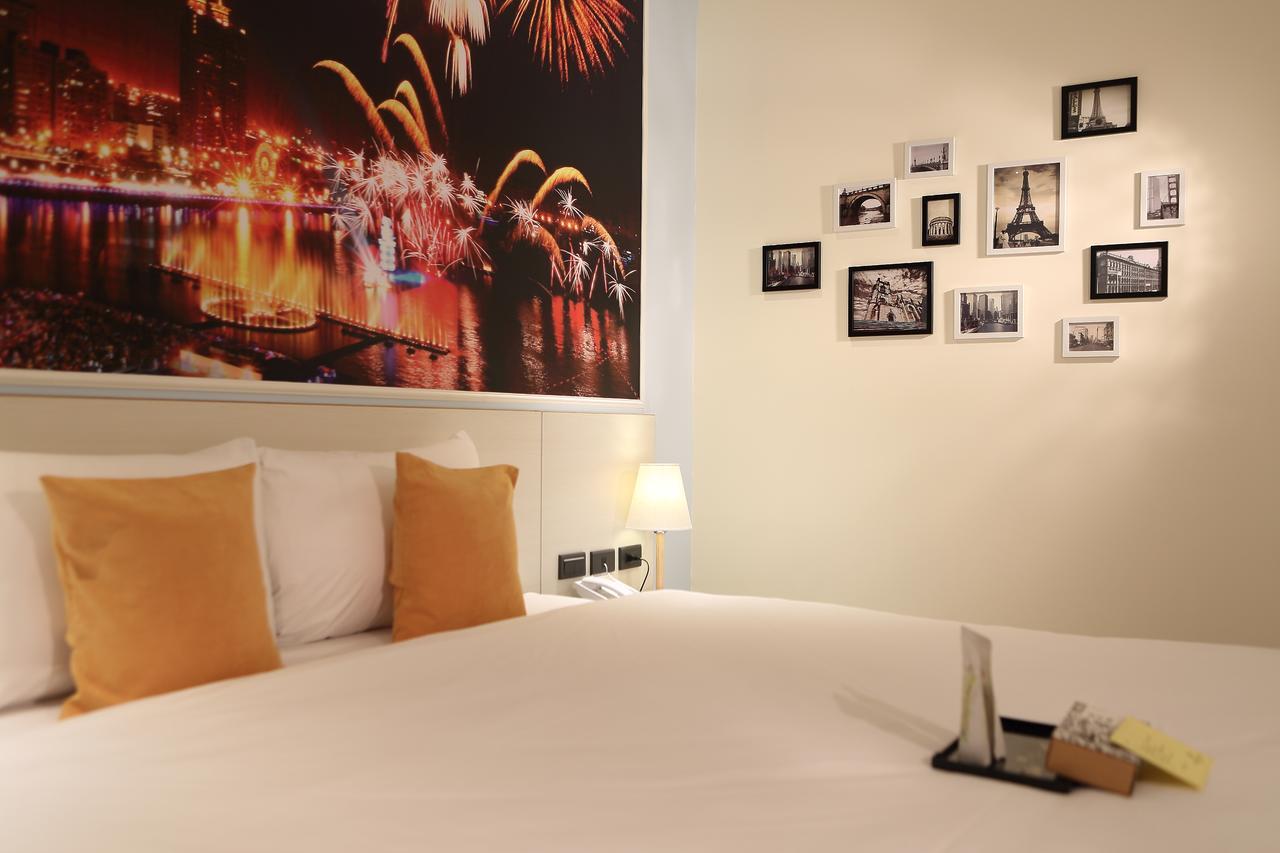 Mingli Hotel Kaohsiung Bagian luar foto